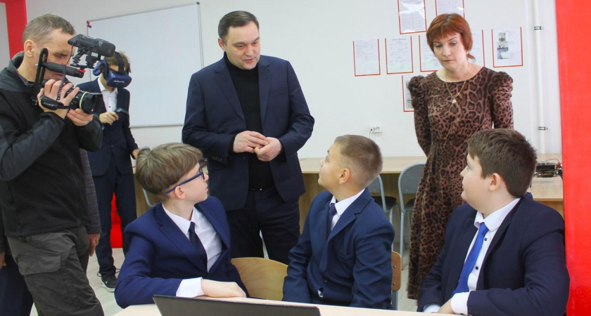 11 школ отремонтируют в 2024 году в семи районах Пензенской области 