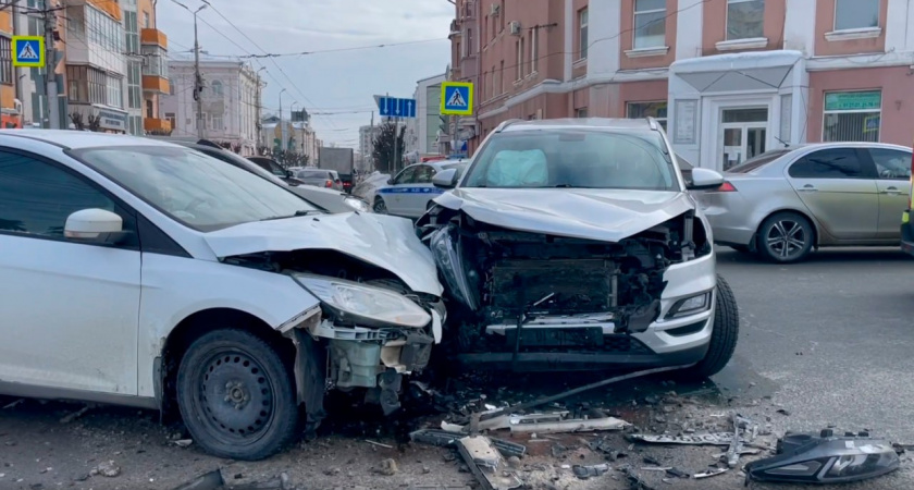 Двое детей пострадали в ДТП на Володарского в Пензе