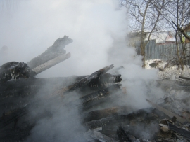 В Городищенском районе два человека не смогли выбраться из горящего дома