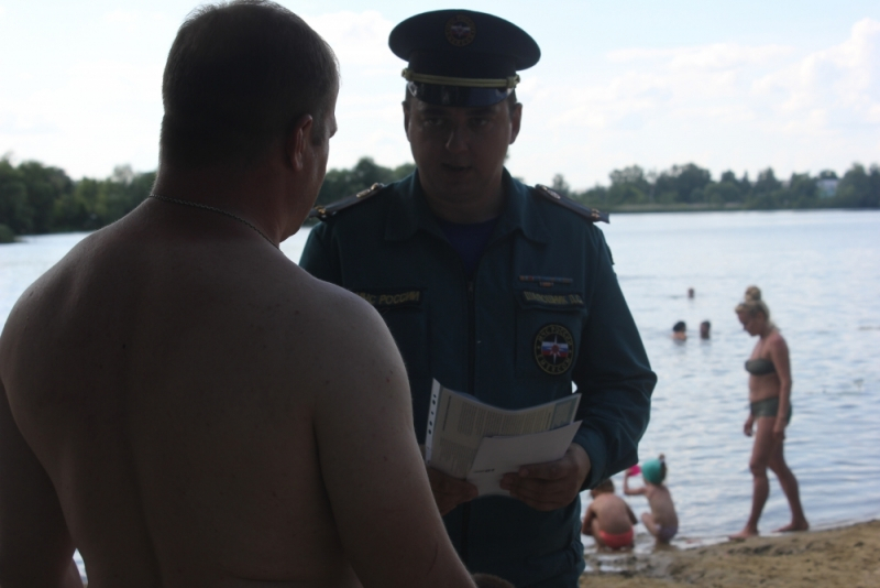 Спасатели рассказали пензенцам, чем опасно купание в запрещенных  местах