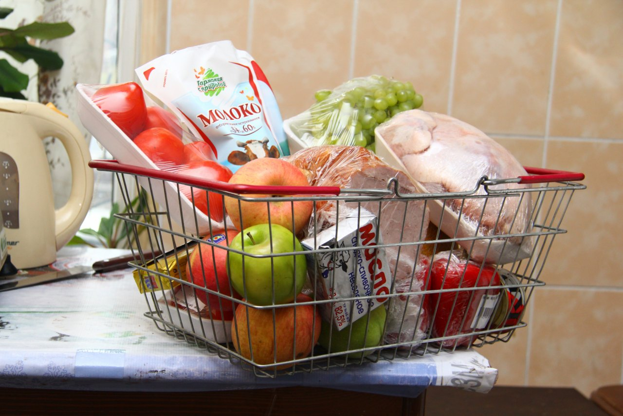 Новая статистика: 1/3 доходов россиян уходит на покупку еды