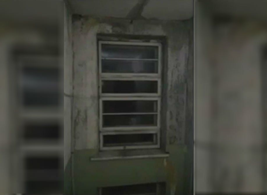 Пензенец поделился видео текущей крыши в доме на Гагарина