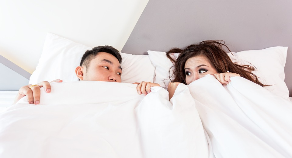 Какие опасности подстерегают вас в постели?