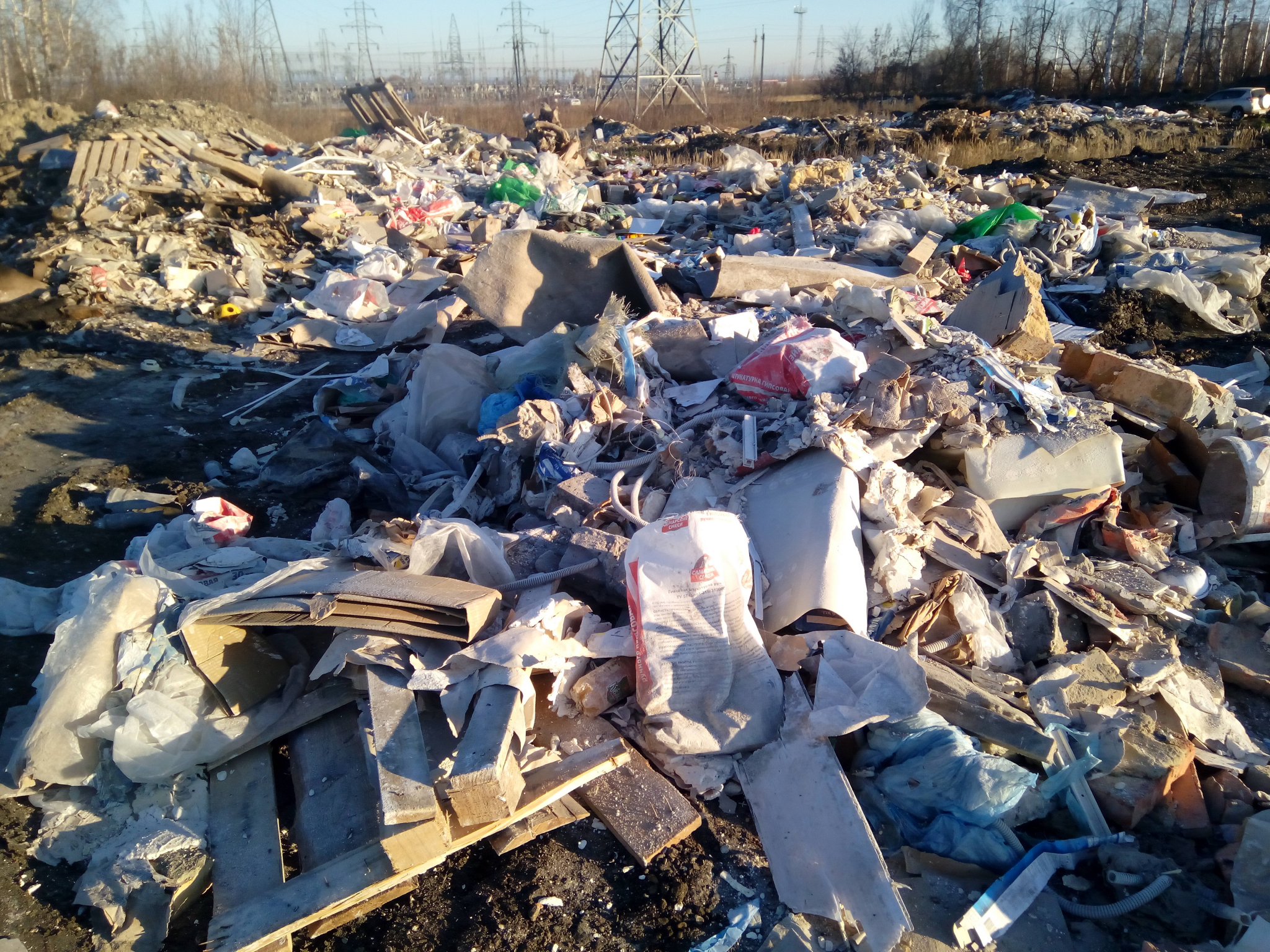 "Чад от свалки доносится до города": пензенские общественники нашли горы тлеющего мусора