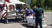 Сердобчанина, который выжил после падения из окна, перевезли на вертолете в больницу Пензы