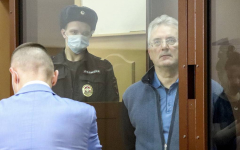 «Более мягкую меру»: защита обжаловала арест Ивана Белозерцева